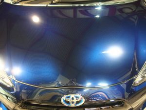 トヨタアクア　施工後　ボンネット