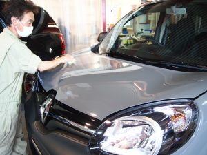 ルノーカングー コーティング ボンネット - トータルカービューティIIC ルノーカングー コーティング ボンネット