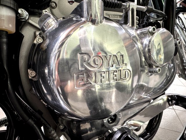 ロイヤルエンフィールド Classic 350　バイクコーティング仕上がり写真　タンク
