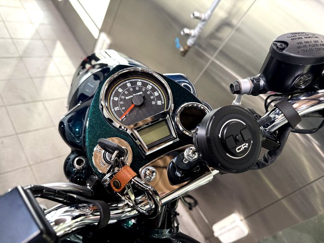 ロイヤルエンフィールド Classic 350　バイクコーティング仕上がり写真　メーター