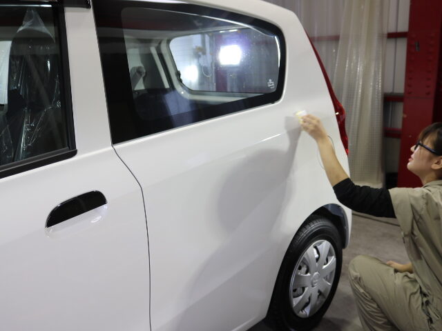 埼玉県からお越しの新車ダイハツミラに滑水性のカーコーティング『エシュロンナノフィ 01 - トータルカービューティIIC ダイハツミラ コーティング