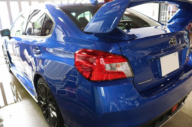 千葉県からご来店のスバル・WRXへセラミックプロ9H5層でコーティング施工させて 06 - トータルカービューティIIC スバル WRX コーティング施工後 リア