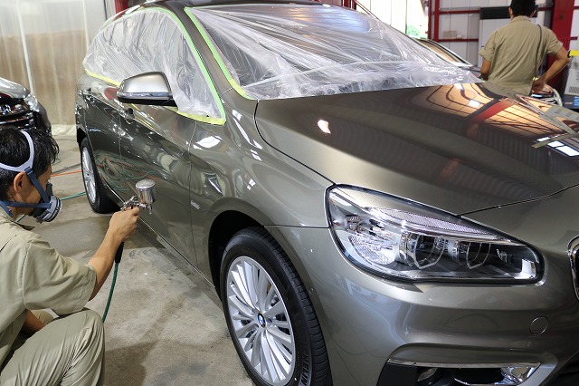 ＢＭＷ218ｄ　スプレー塗装