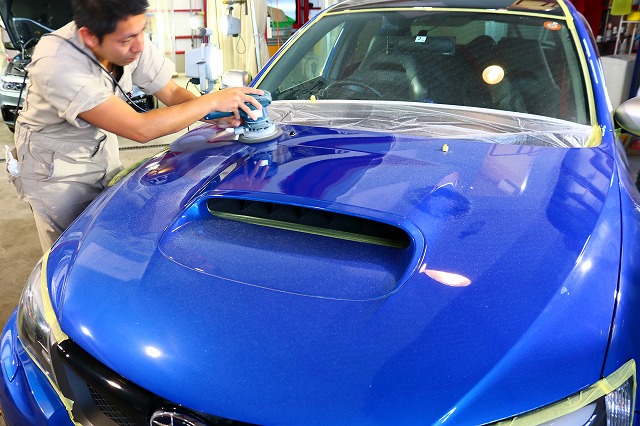 東京都からお越しのスバルインプレッサに滑水性のカーコーティング『エシュロンガラス 04 - トータルカービューティIIC スバルインプレッサ 研磨