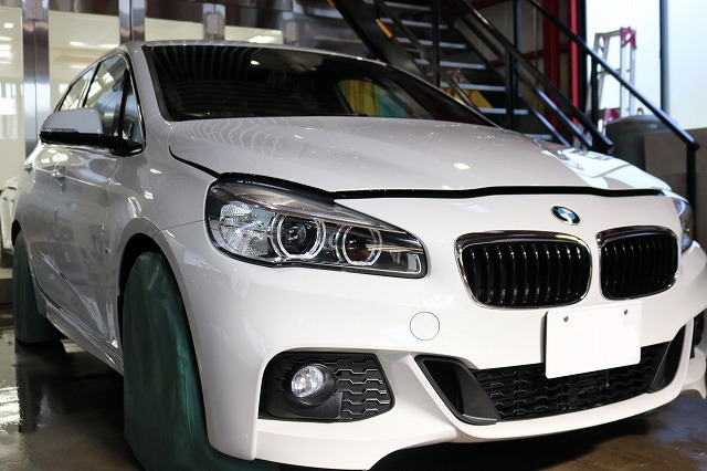 千葉県からのご来店のBMW2シリーズに2層ガラスコーティング施工 07 - トータルカービューティIIC BMW2 施工後 フロント