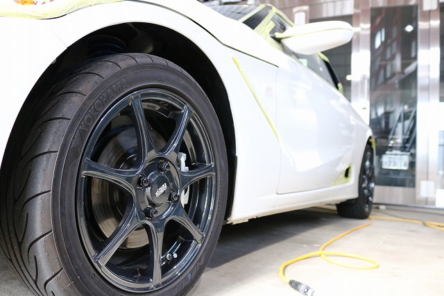 東京都からご来店のホンダ・S660へ2層重ねガラスコーティング施工させていただき 03 - トータルカービューティIIC ホンダ S660 ホイールコーティング