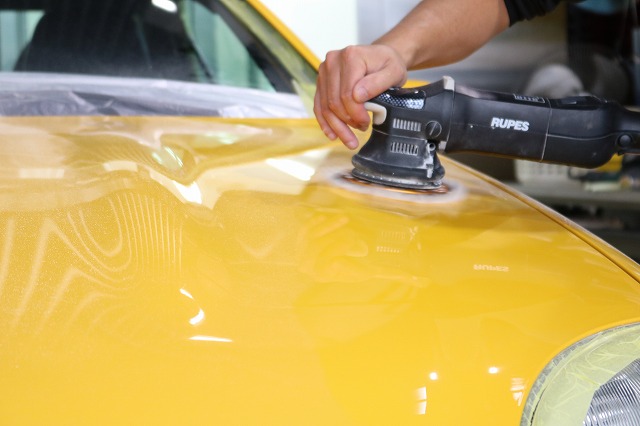 東京都からご来店のメルセデス・ベンツSLK230へガラスコーティング施工 04 - トータルカービューティIIC ベンツSLK230 研磨