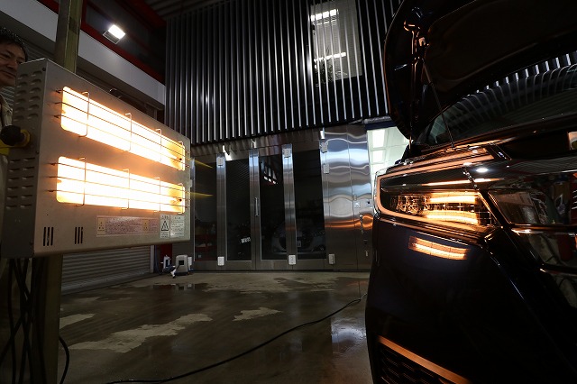千葉県からご来店のホンダ・ステップワゴンへヘッドライトコーティング 02 - トータルカービューティIIC ステップワゴン ヘッドライトコーティング 遠赤外線