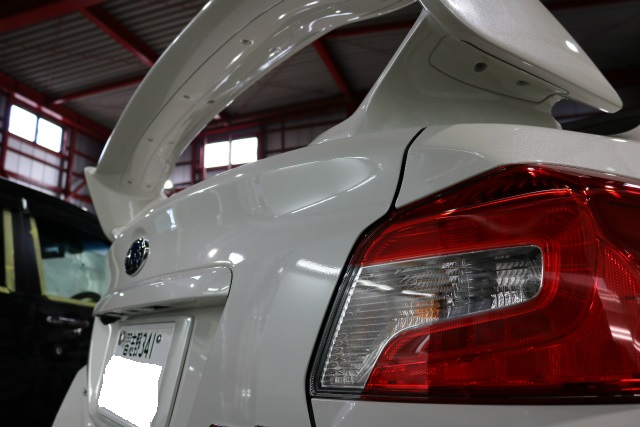 スバルWRXに親水ガラスコーティング「千葉県習志野市よりご来店です。」 16 - トータルカービューティIIC スバルWRX テールランプ コーティング