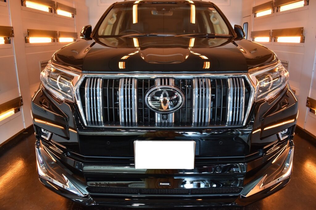 トヨタランドクルーザープラドにLFTフィルム施工です!東京都より