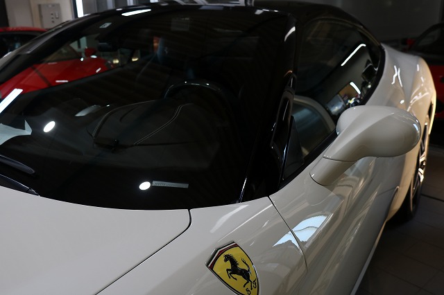 フェラーリ.カリフォルニアT 施工後 フロントガラス - トータルカービューティIIC フェラーリ.カリフォルニアT 施工後 フロントガラス