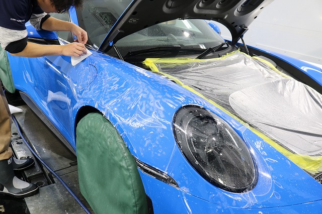 東京都からご来店のアウディRS4へ滑水性ガラスコーティング施工 04 - トータルカービューティIIC ポルシェ911GT3 プロテクションフィルム ZEL 東京都 千葉県