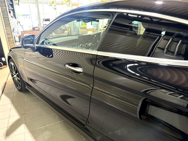 メルセデスベンツC180の施工後の窓