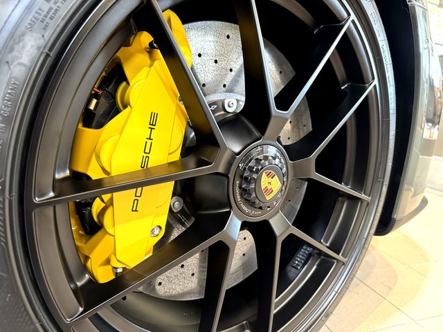 ポルシェ911GTS プロテクションフィルム 施工後 ホイール - トータルカービューティIIC ポルシェ911GTS プロテクションフィルム 施工後 ホイール