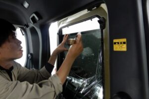 カーフィルムの張り替えに関するよくある質問