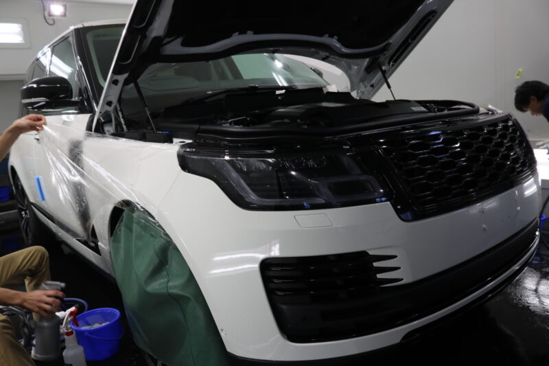 IMG_2019-800x533-1 - トータルカービューティIIC レンジローバーにフロントセットプロテクション施工致しました(^^) 高耐久 高品質 業界トップブランド 千葉県 東京都 XPEL ULTIMATE PLUS 自己修復機能 メリット
