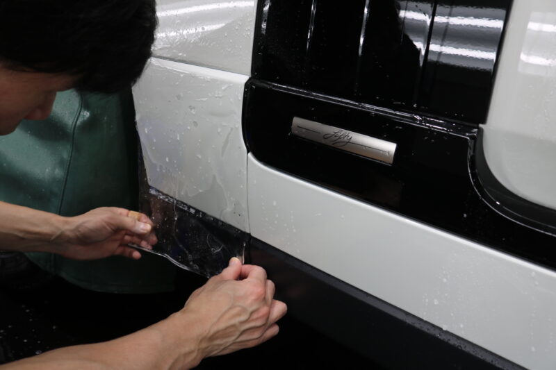 IMG_2051-800x533-1 - トータルカービューティIIC レンジローバーにフロントセットプロテクション施工致しました(^^) 高耐久 高品質 業界トップブランド 千葉県 東京都 XPEL ULTIMATE PLUS 自己修復機能 メリット
