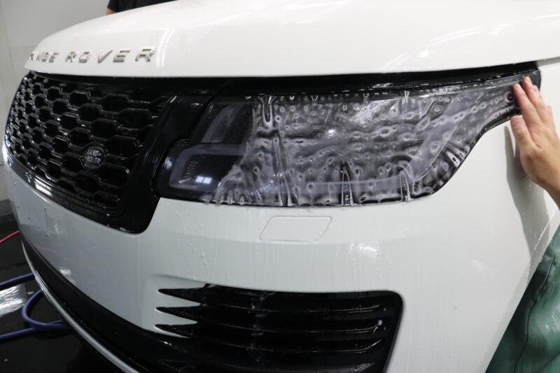 IMG_2376-800x533-1 - トータルカービューティIIC レンジローバーにフロントセットプロテクション施工致しました(^^) 高耐久 高品質 業界トップブランド 千葉県 東京都 XPEL ULTIMATE PLUS 自己修復機能 メリット