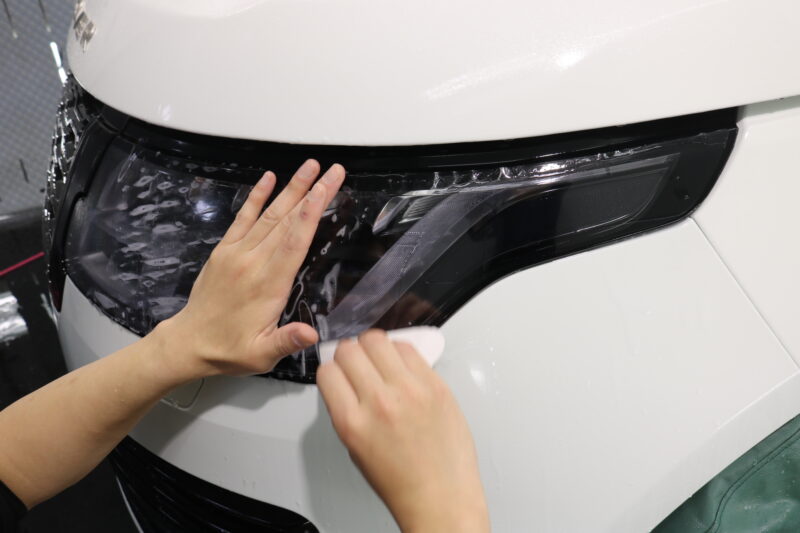 IMG_2379-800x533-1 - トータルカービューティIIC レンジローバーにフロントセットプロテクション施工致しました(^^) 高耐久 高品質 業界トップブランド 千葉県 東京都 XPEL ULTIMATE PLUS 自己修復機能 メリット
