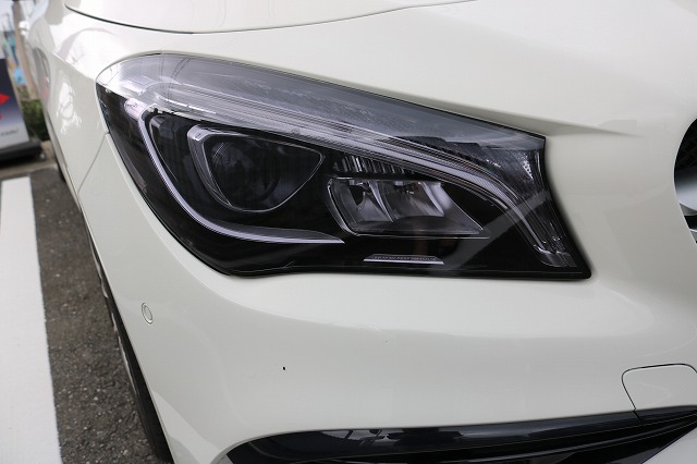 IMG_2664 - トータルカービューティIIC メルセデスベンツにヘッドライトスモークフィルムを施工後 ヘッドライト画像