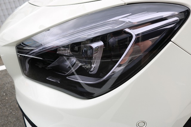 IMG_2666 - トータルカービューティIIC メルセデスベンツにヘッドライトスモークフィルムを施工後 ヘッドライト画像