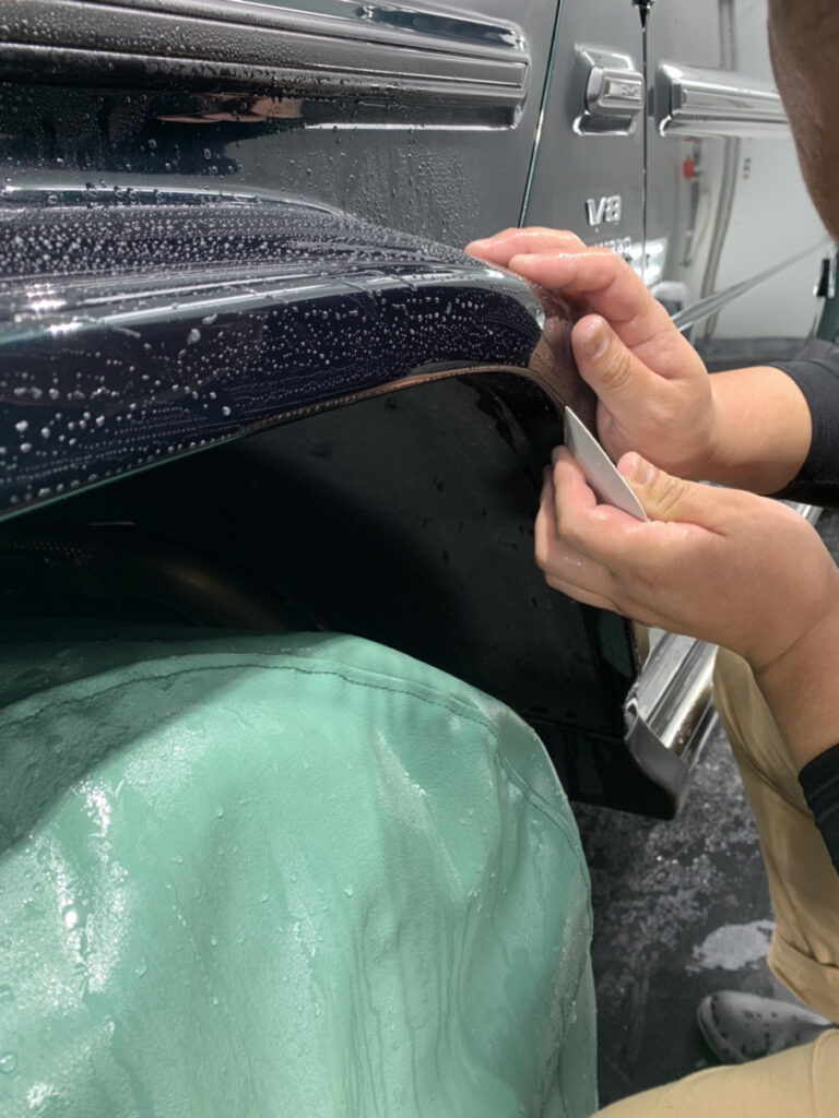 メルセデスベンツ G63にPPF施工中です!!!