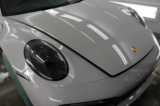 IMG_4840 - トータルカービューティIIC ポルシェ992カレラにプロテクションフィルム施工後 ボンネット画像