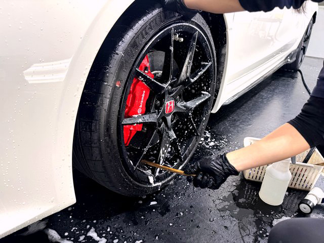 ホンダ シビックタイプR ホイール洗浄