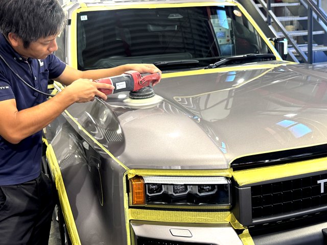 トヨタ ランクル250 研磨