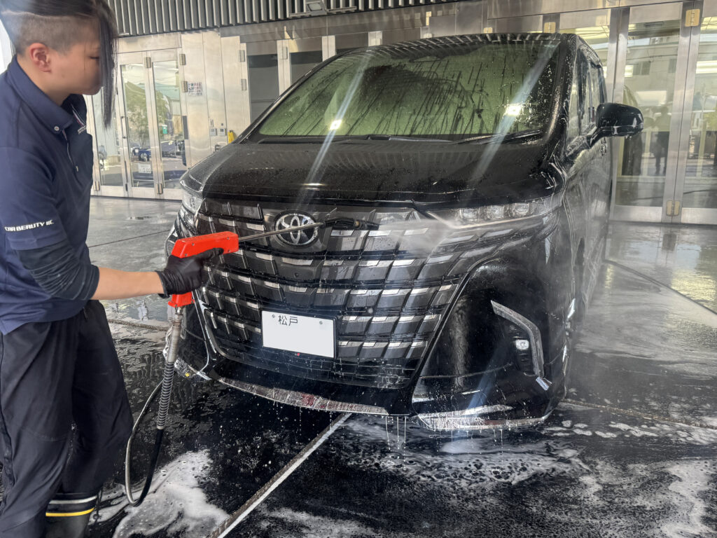 アルファード　洗車