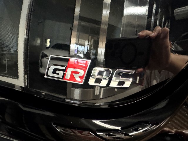 トヨタ GR86 エンブレム