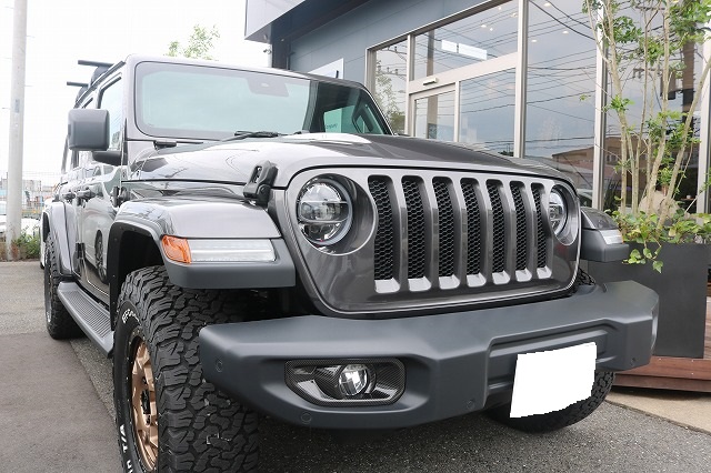 JeepラングラーサハラにLFTフィルム施工で冷暖房の効き目を向上!