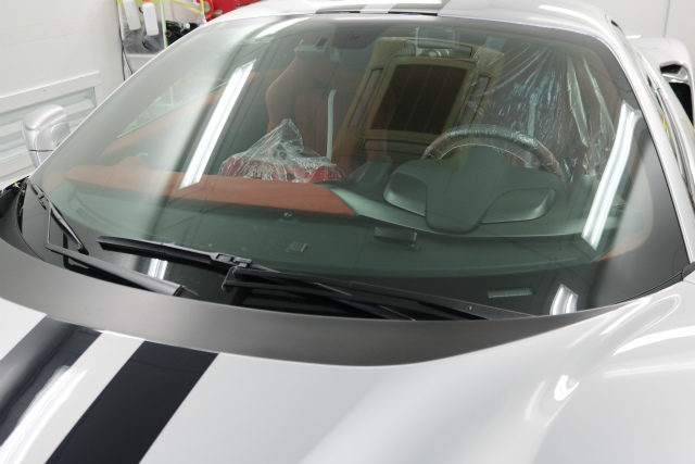 IMG_7929-1-640x427-1 - トータルカービューティIIC フェラーリ488 プロテクションフィルム