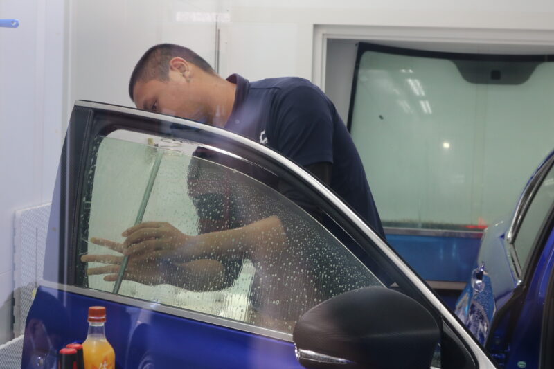 遠赤外線ブース乾燥の有無による被膜硬度の違い