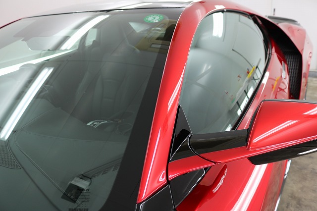 IMG_9438 - トータルカービューティIIC ホンダNSXにプロテクションフィルムを施工後 フロントウィンドウフレーム画像