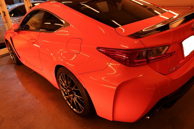 レクサスRCFにカーコーティング施工　乾燥画像