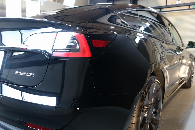 - トータルカービューティIIC テスラモデル3 Gガードコーティング