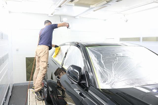 - トータルカービューティIIC 東京都世田谷区アウディQ8カーコーティング