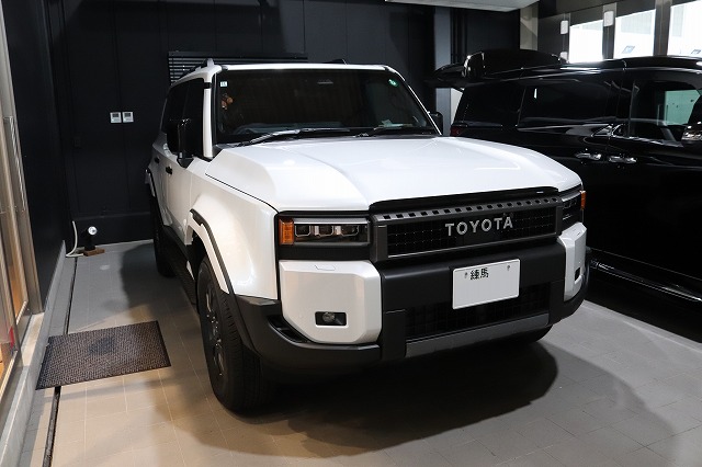 新車ランクル250にカーコーティング施工