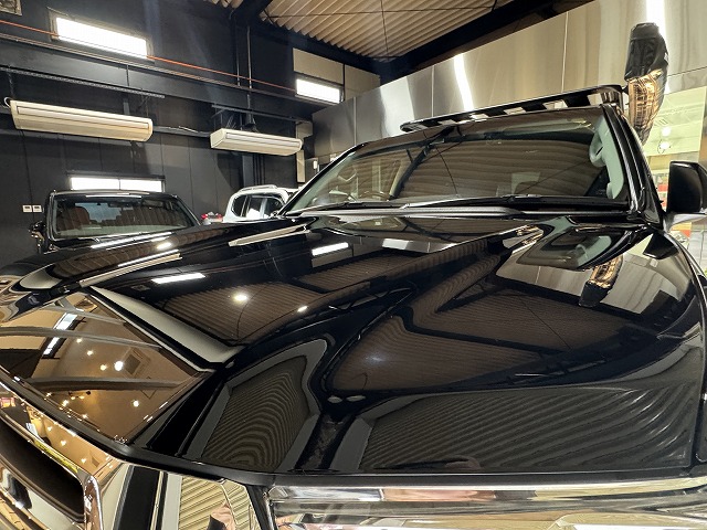 TOYOTA ランドクルーザー300　カーコーティング施工後の塗装面