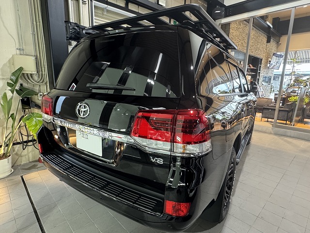 TOYOTA ランドクルーザー300　カーコーティング
