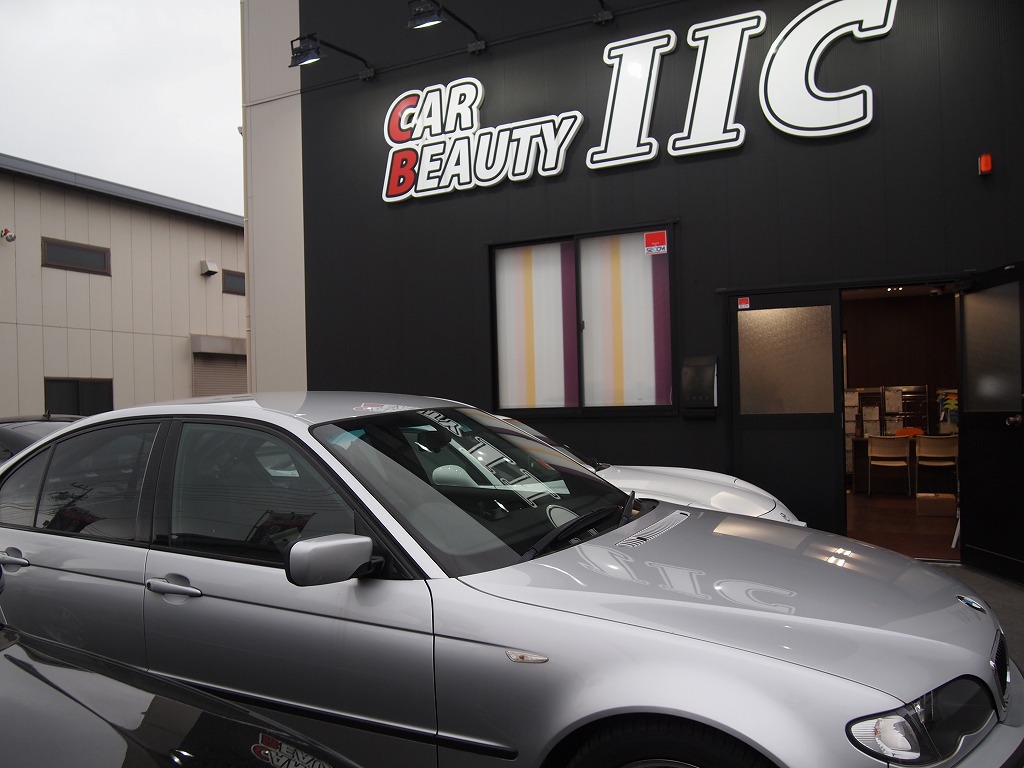 BMW3シリーズにスモークフィルムを施工しました。 | カーフィルム