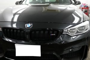 BMW M4にプロテクションフィルム