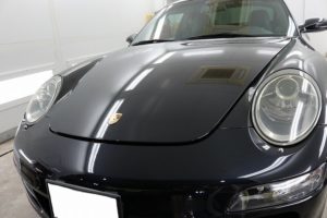 ポルシェ911カレラ4、プロテクションフィルムを施工