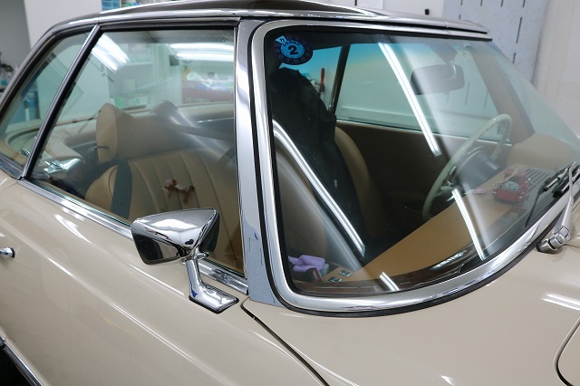 メルセデスベンツ 280SL（W113） ＬＦＴフィルムを全面施工後　前面画像