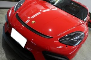 ポルシェ718ケイマンGT4にプロテクションフィルム施工