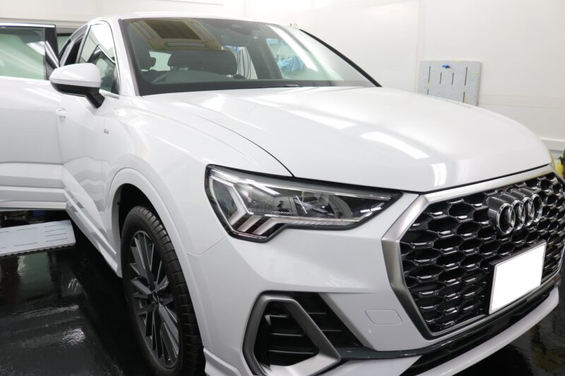 アウディQ3 断熱フィルム施工画像