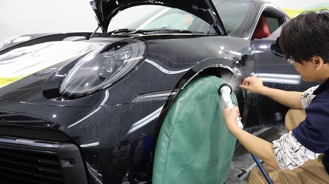 ポルシェ911ターボSにフルプロテクション施工です　東京都　千葉県　XPEL ULTIMATE PULS