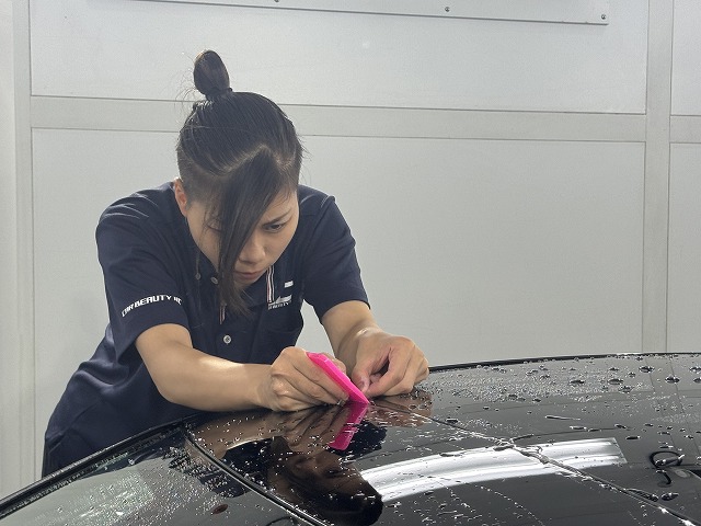 メルセデスベンツC63SAMG　プロテクションフィルム施工中　東京都