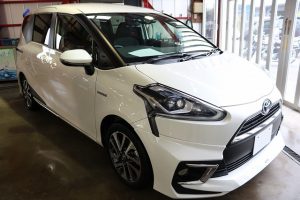 千葉県よりご来店のトヨタ・シエンタにクリスタルキーパーを施工させていただきました